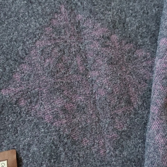 Cecchi e Cecchi italian wool scarf - Picture 2 of 5